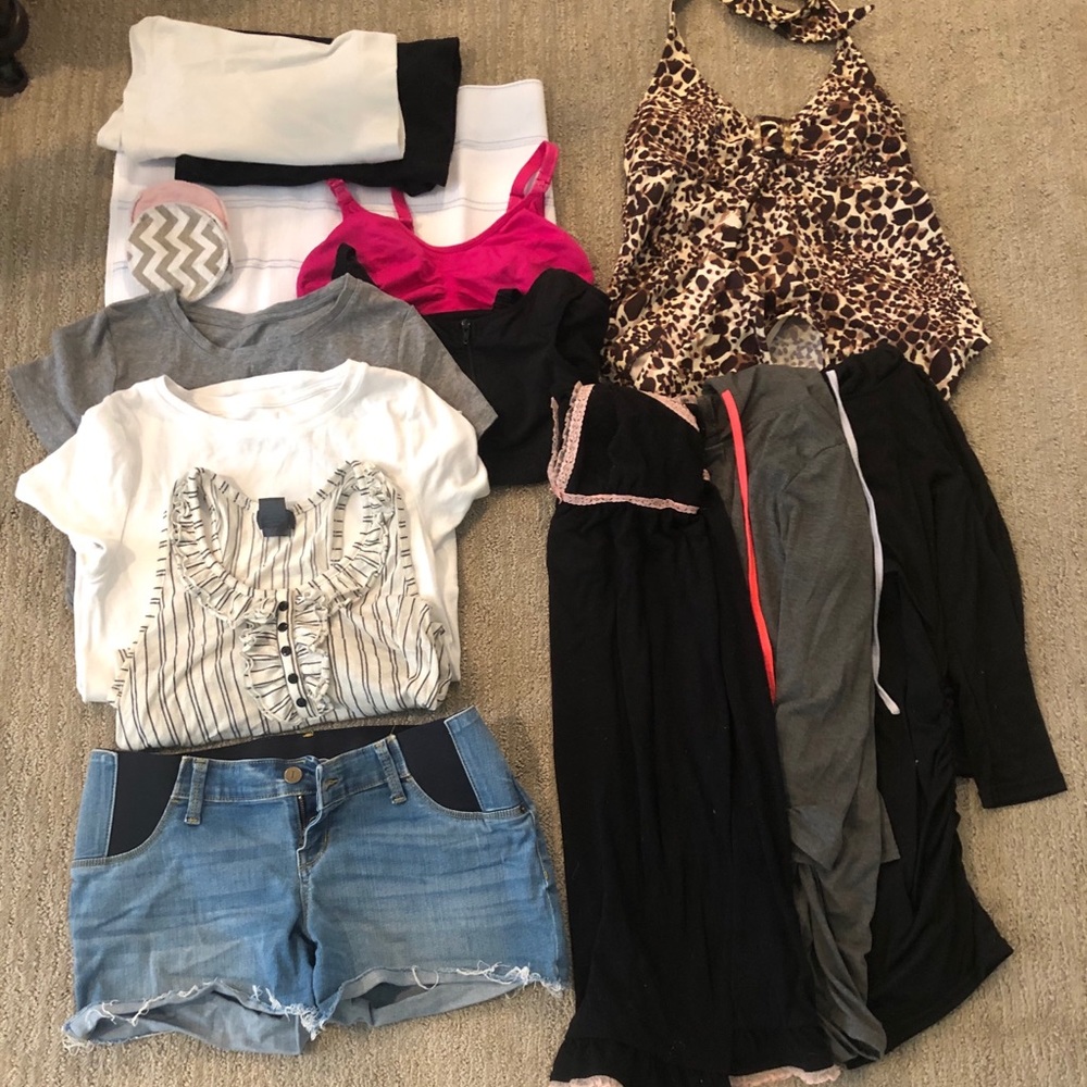 17 Piece Maternity Lot